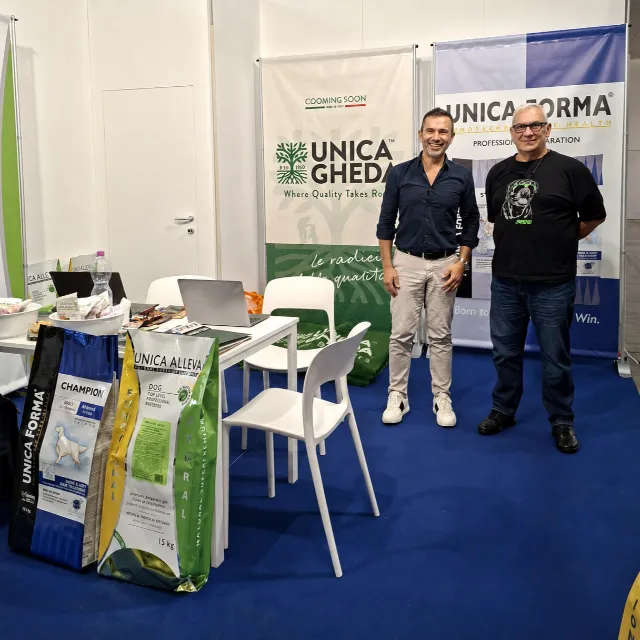Dubravko Vrbanović s Joãom Vascom Poçasom na sajmu, štand Unica Gheda